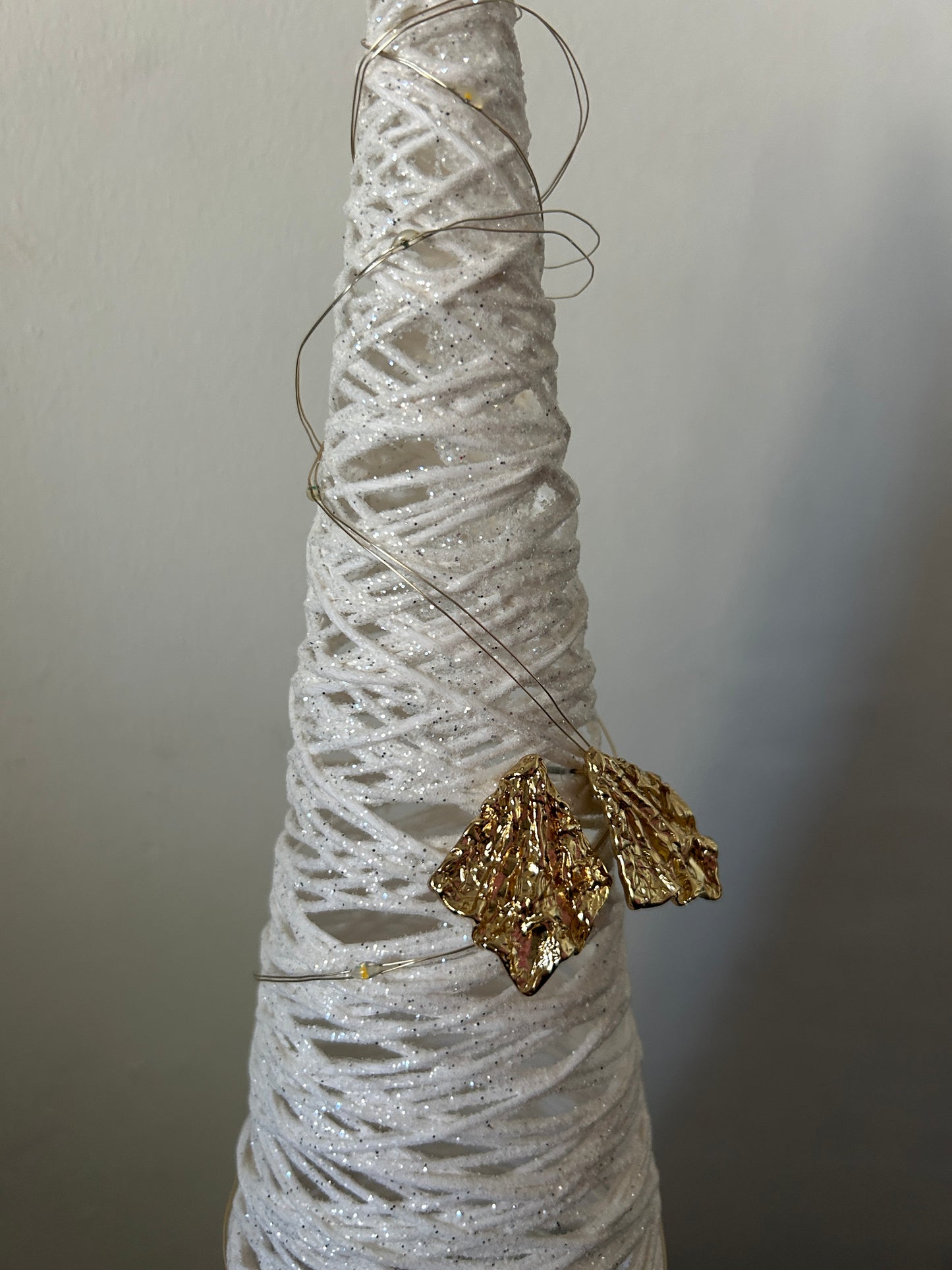 Mashed gold earrings