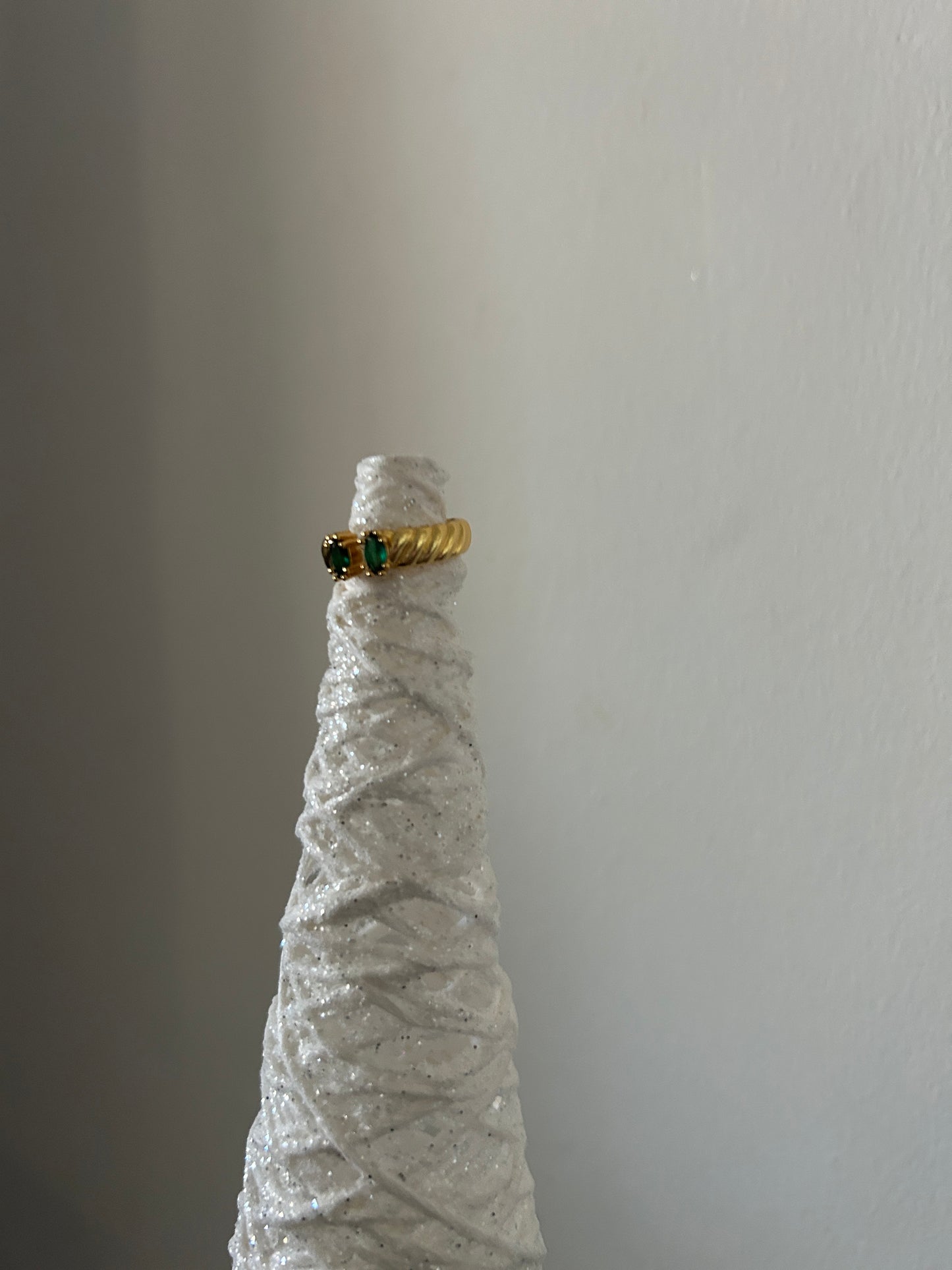 Green open ring